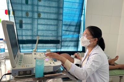 khám sản phụ và nhi miễn phí cho 200 lượt bệnh tại huyện ba tơ
